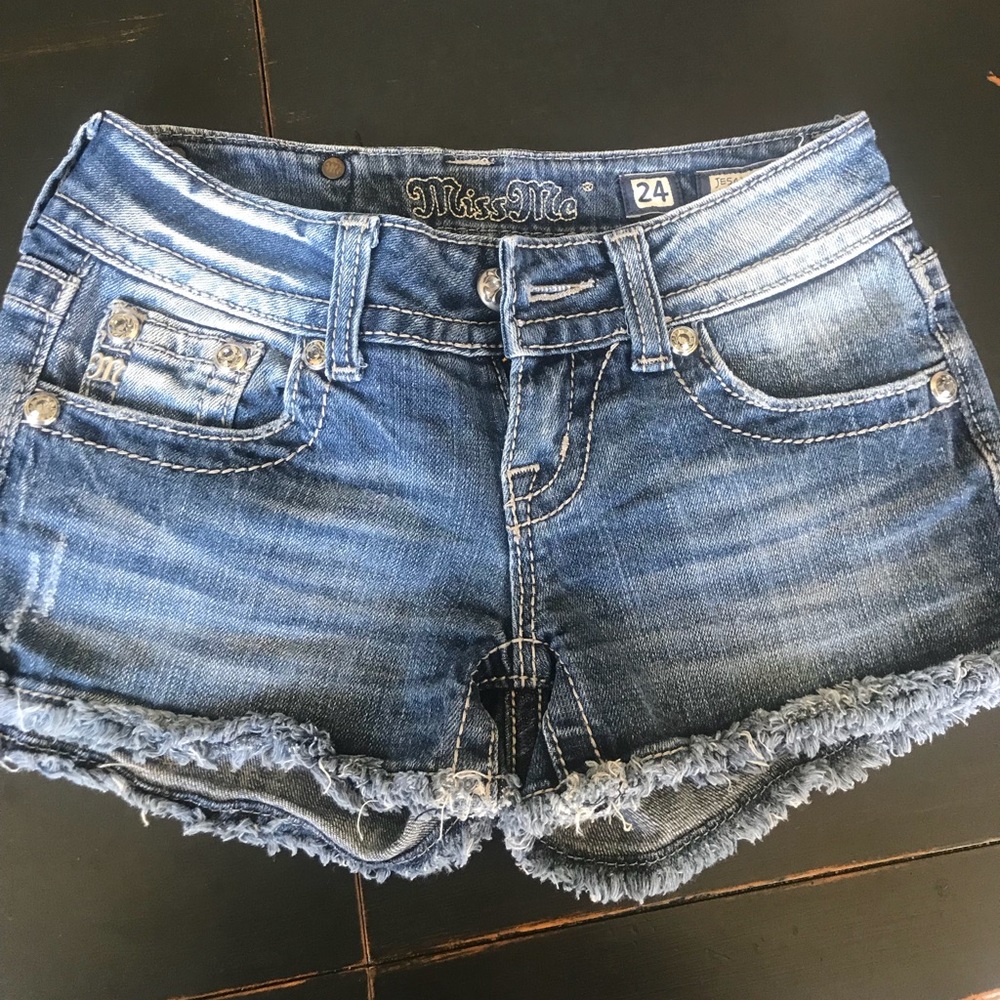 Miss Me jean shorts
